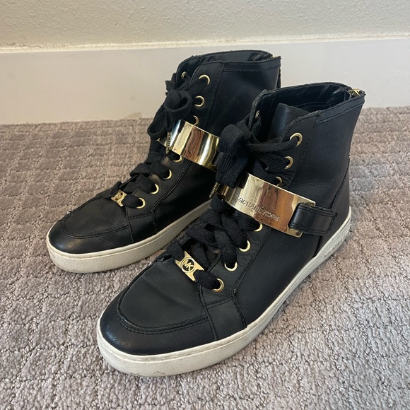 Michael Kors Black High Sneaker with zipper Size 8 - Picture 1 of 5